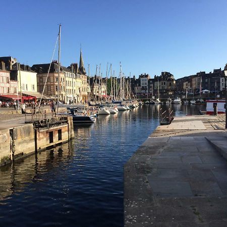 Chez Annette Apartment Honfleur Exterior photo