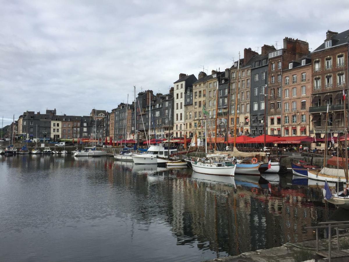 Chez Annette Apartment Honfleur Exterior photo